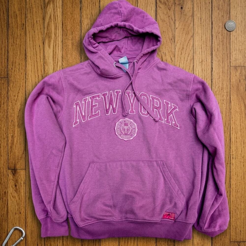 New York Spellout Hoodie Plum Purple S Faded Wash Y2K Streetwear Boxy Cozycore